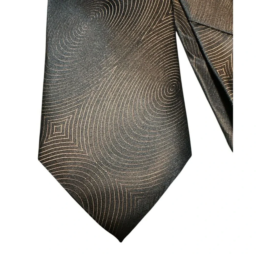 Bugatti Neck Tie Brown & Black Design 100% Italian Silk‎ Made in USA 58